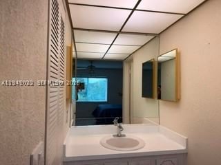 Real estate property located at 9861 Sunrise Lakes Blvd #310, Broward, Sunrise Lakes 142 Condo, Sunrise, FL