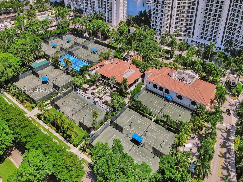 Real estate property located at 1000 Island Blvd #312, Miami-dade, 1000 Isl Blvd Williams Is, Aventura, FL
