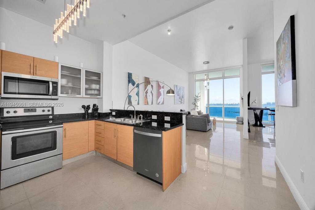 Real estate property located at 725 22nd St PH2B, Miami-dade, New Wave Condo, Miami, FL