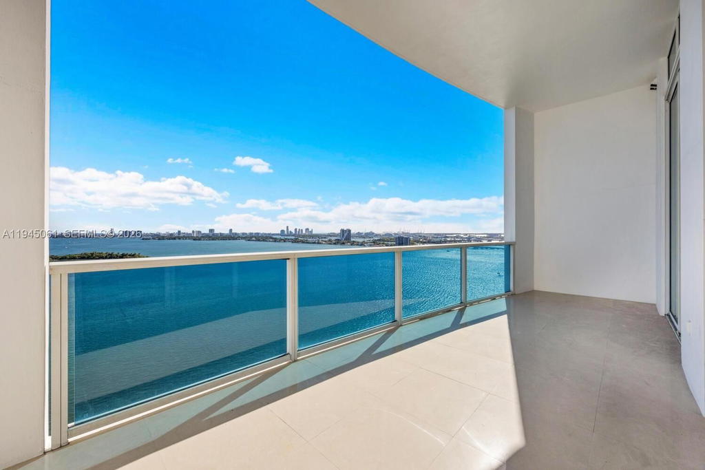 Real estate property located at 725 22nd St PH2B, Miami-dade, New Wave Condo, Miami, FL