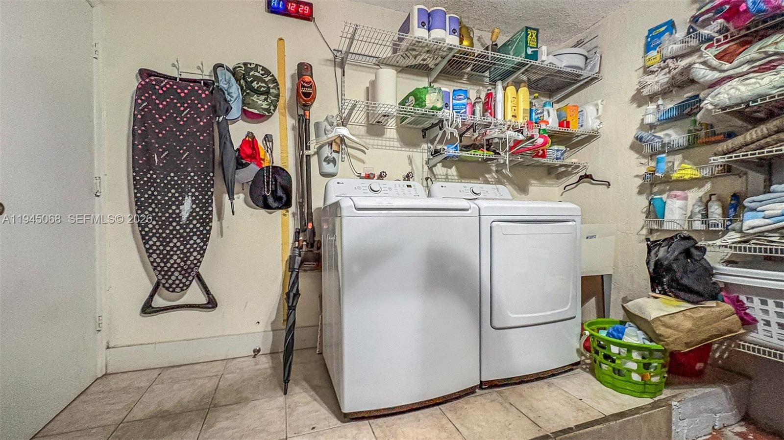 Real estate property located at 9526 155th Ave, Miami-dade, Highlands At Kendall, Miami, FL