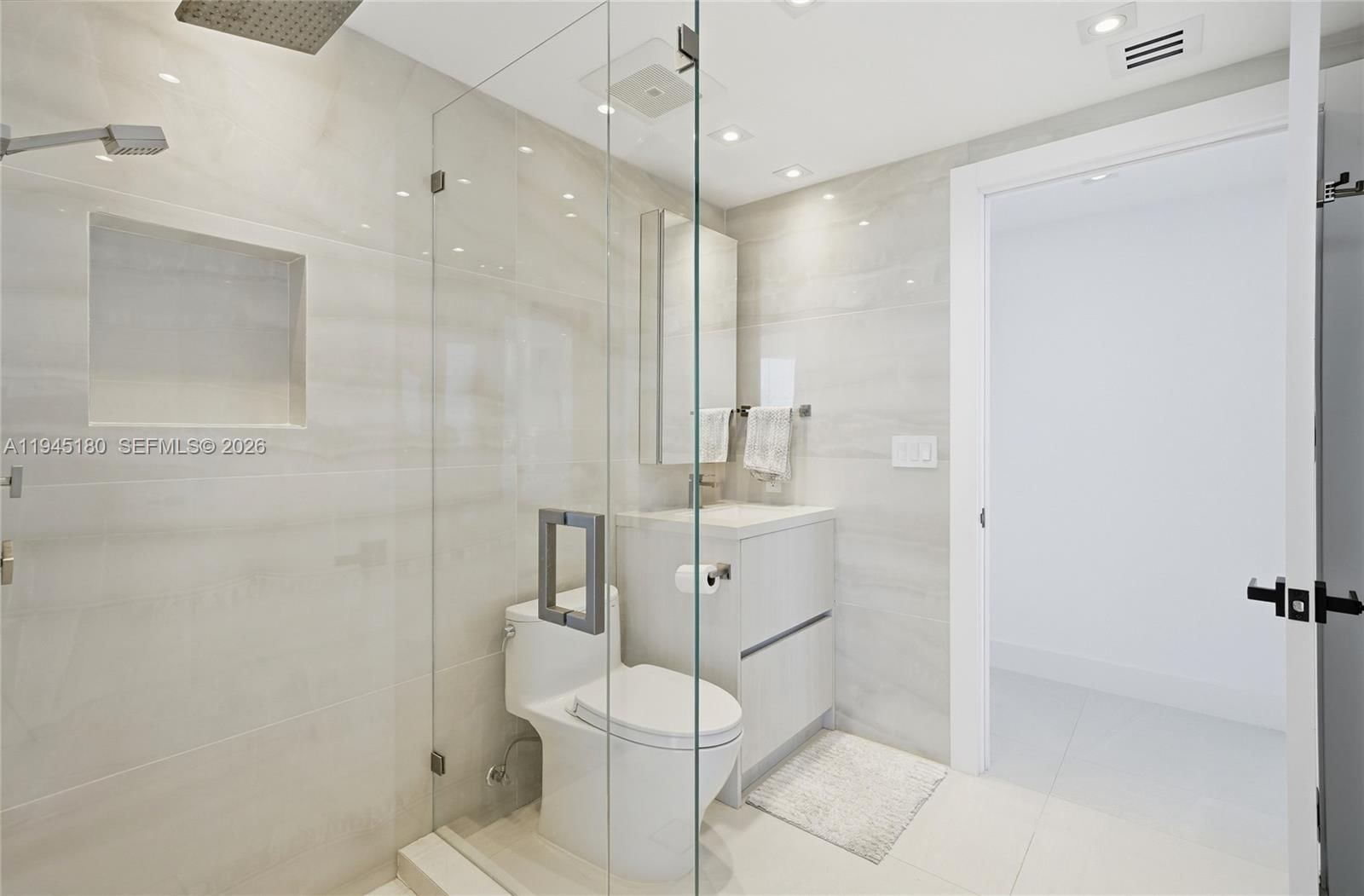 Real estate property located at 3101 Ocean Dr #2601, Broward, Ocean Palms Condo, Hollywood, FL