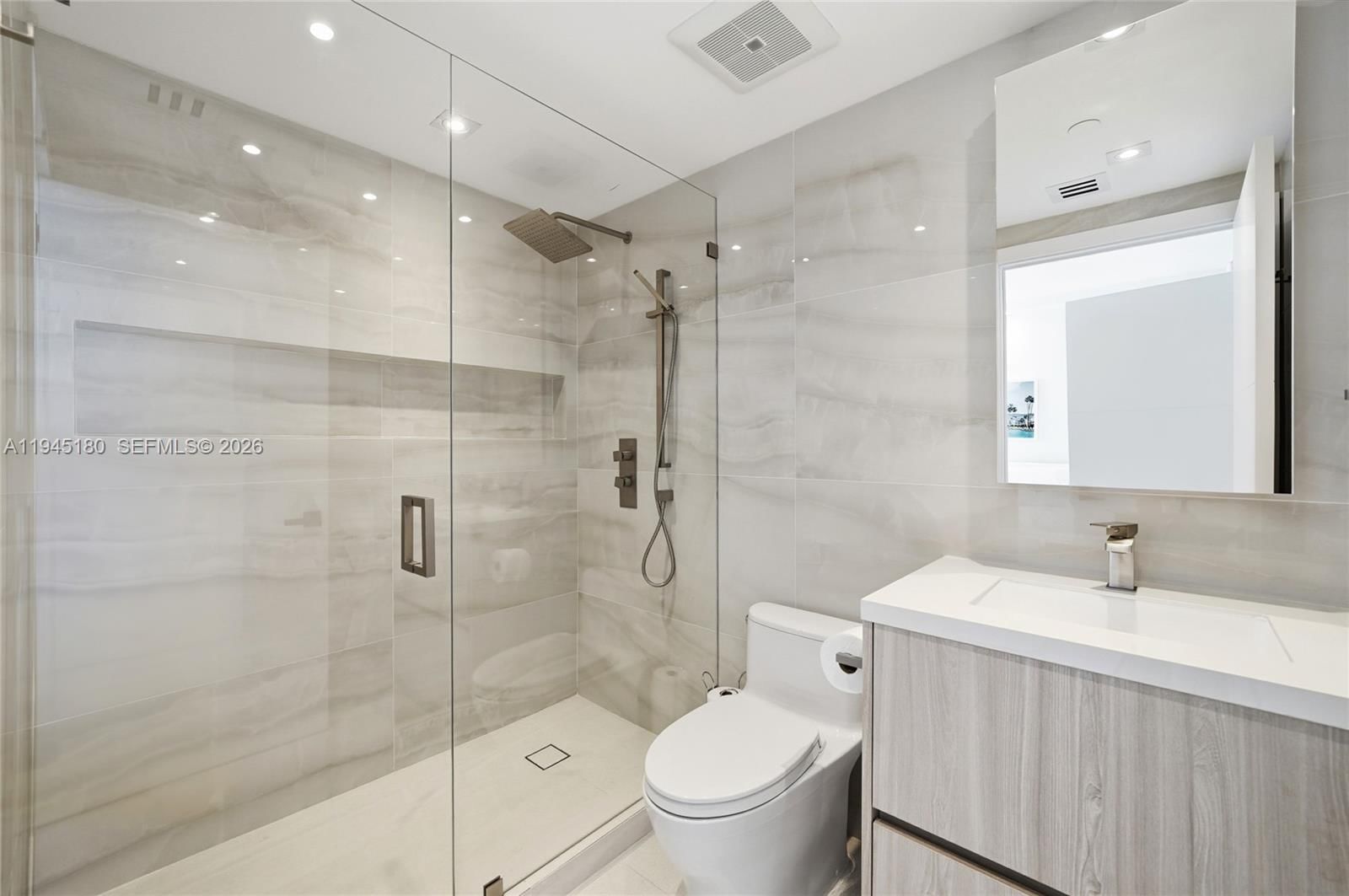 Real estate property located at 3101 Ocean Dr #2601, Broward, Ocean Palms Condo, Hollywood, FL