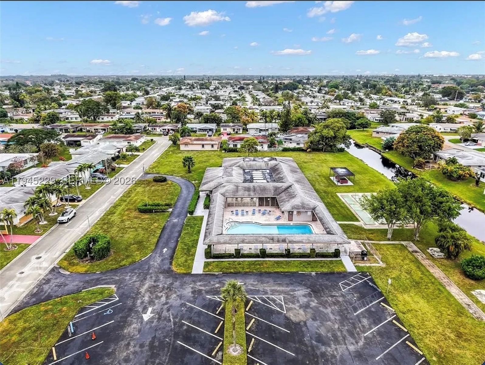 Real estate property located at 6855 9th St, Broward, Paradise Gardens, Margate, FL
