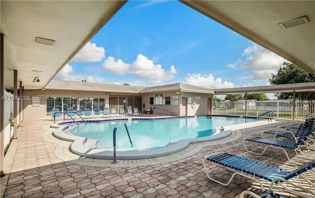 Real estate property located at 6855 9th St, Broward, Paradise Gardens, Margate, FL