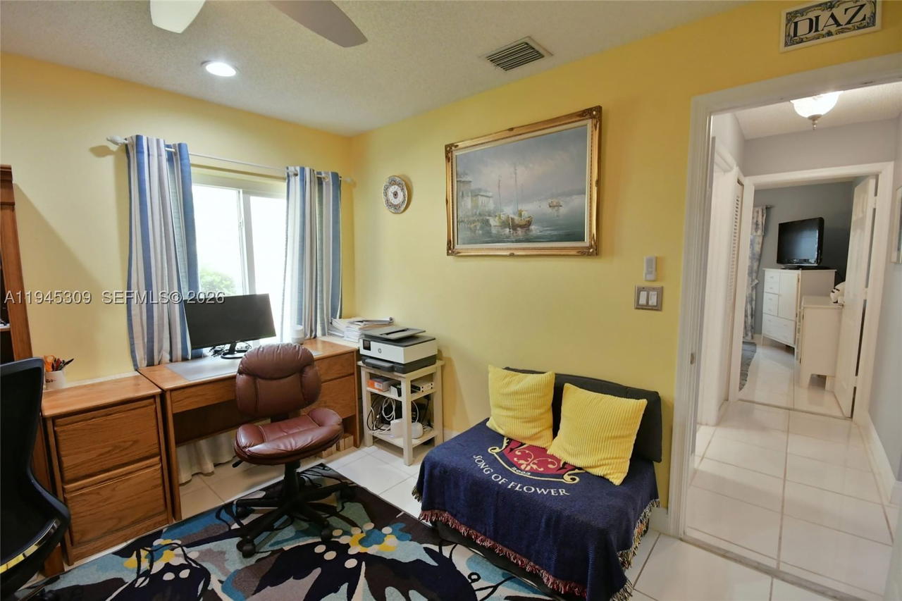 Real estate property located at 15311 51st St, Broward, Huntington Section Two, Miramar, FL
