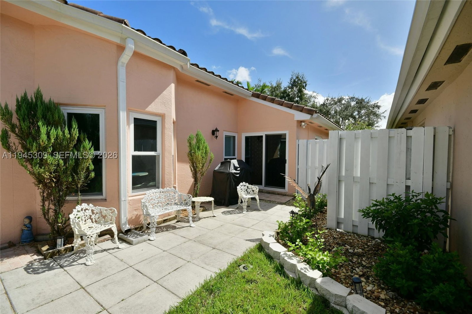 Real estate property located at 15311 51st St, Broward, Huntington Section Two, Miramar, FL