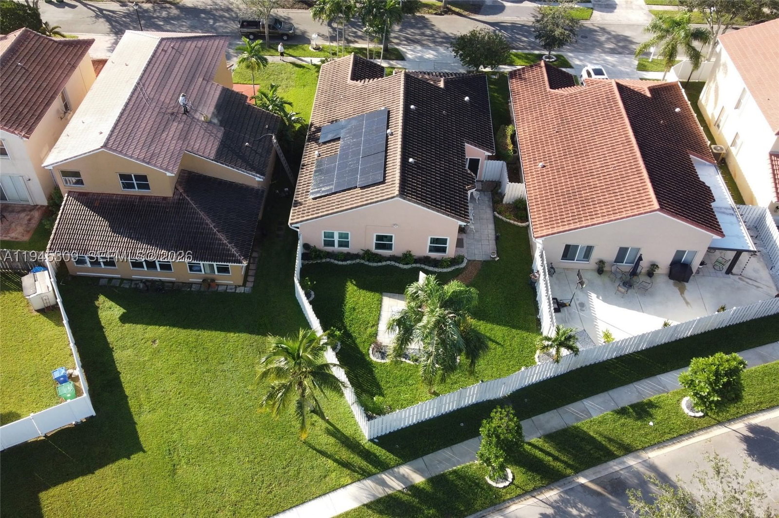 Real estate property located at 15311 51st St, Broward, Huntington Section Two, Miramar, FL