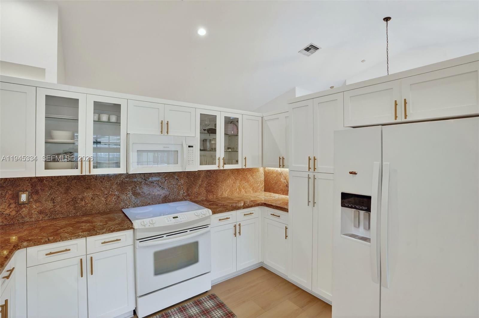 Real estate property located at 12200 100th St, Miami-dade, Zully Sub, Miami, FL