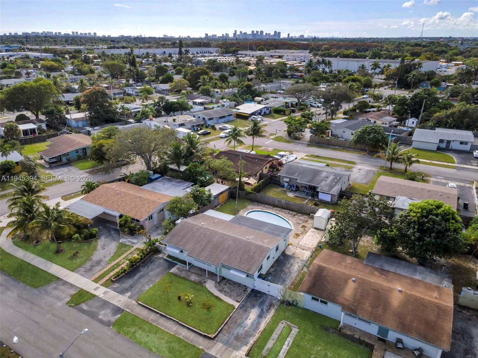Real estate property located at 1310 42nd St, Broward, Twin Lakes Homes Sec 4, Oakland Park, FL