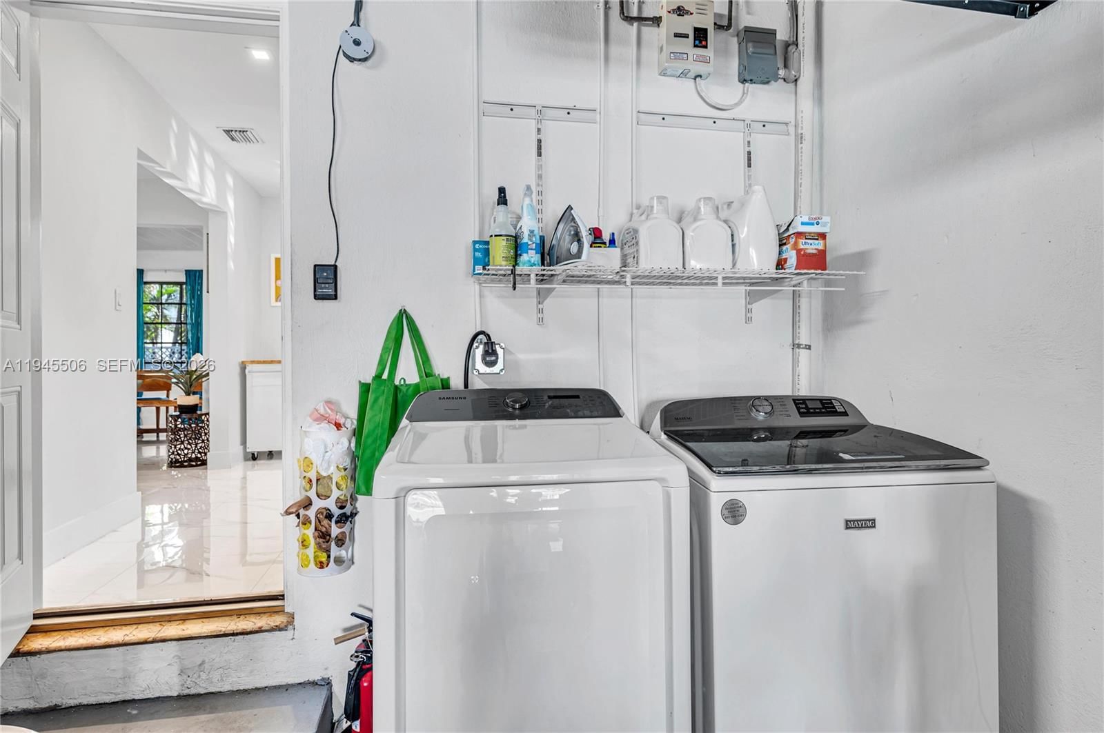 Real estate property located at 2560 19th Ter, Miami-dade, Grapeland Park, Miami, FL