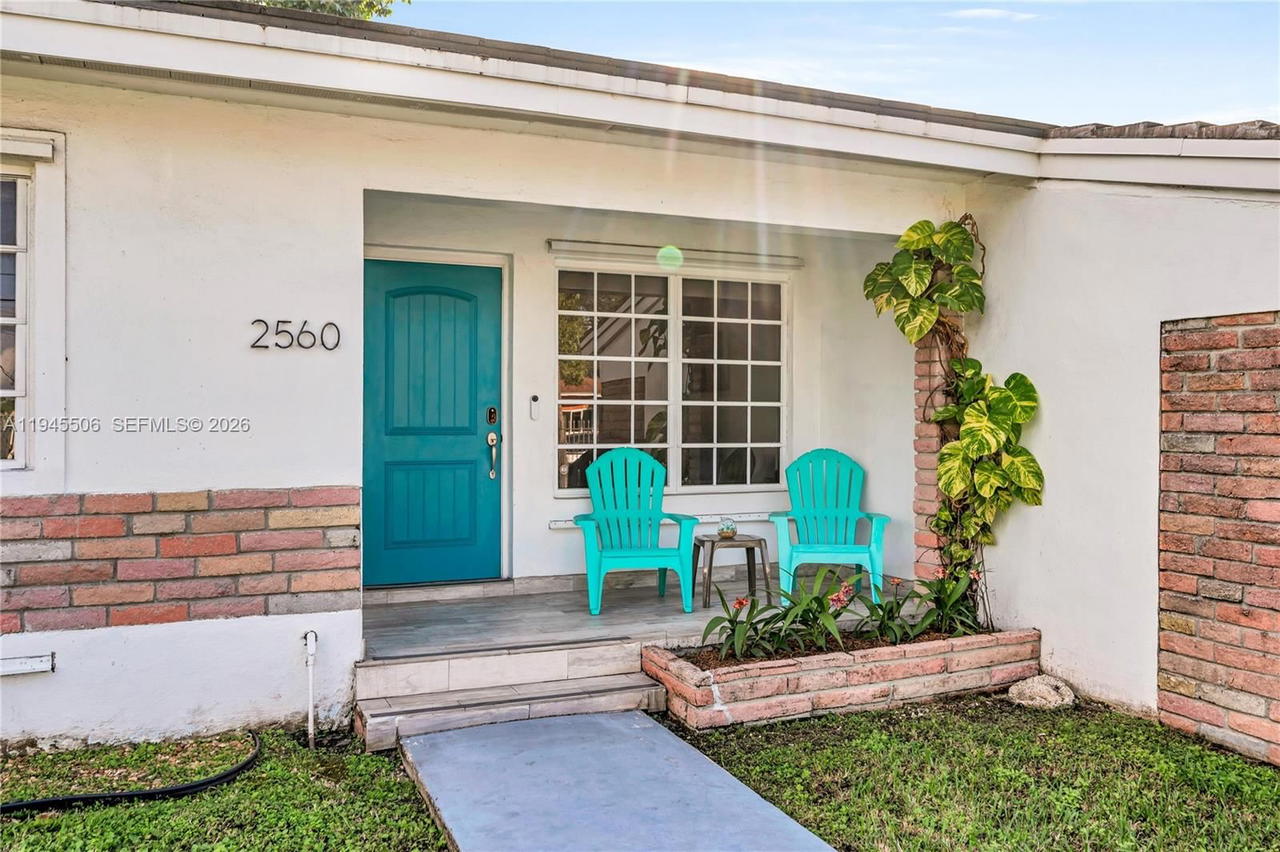 Real estate property located at 2560 19th Ter, Miami-dade, Grapeland Park, Miami, FL