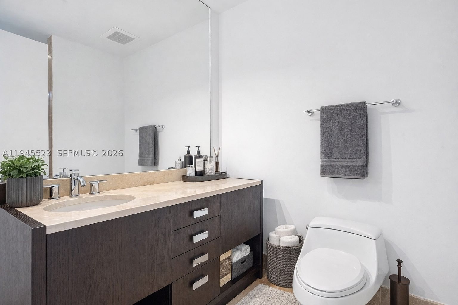 Real estate property located at 18201 Collins Ave #4404, Miami-dade, Trump Royale, Sunny Isles Beach, FL