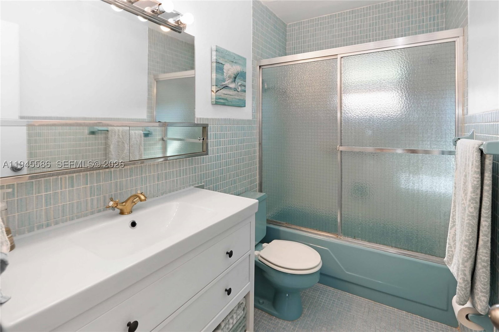 Real estate property located at 5300 Washington St E207, Broward, Beverly Hills Condo Numbe, Hollywood, FL
