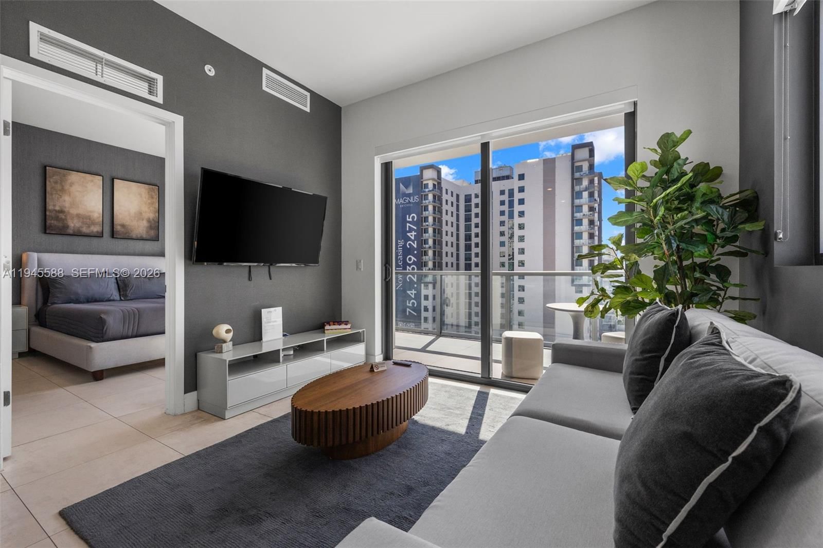 Real estate property located at 239 9th St #2102, Miami-dade, Smart Brickell, Miami, FL