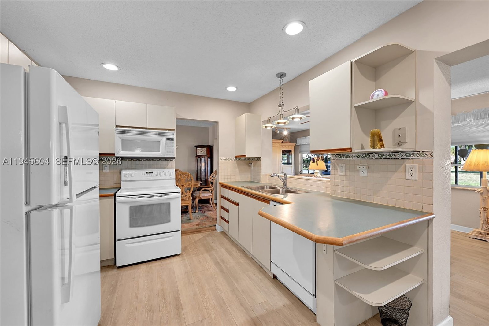 Real estate property located at 7109 75th St, Broward, Mainlands Of Tamarac Lake, Tamarac, FL