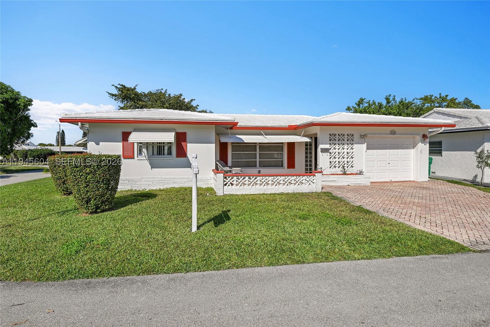 Real estate property located at 7109 75th St, Broward, Mainlands Of Tamarac Lake, Tamarac, FL