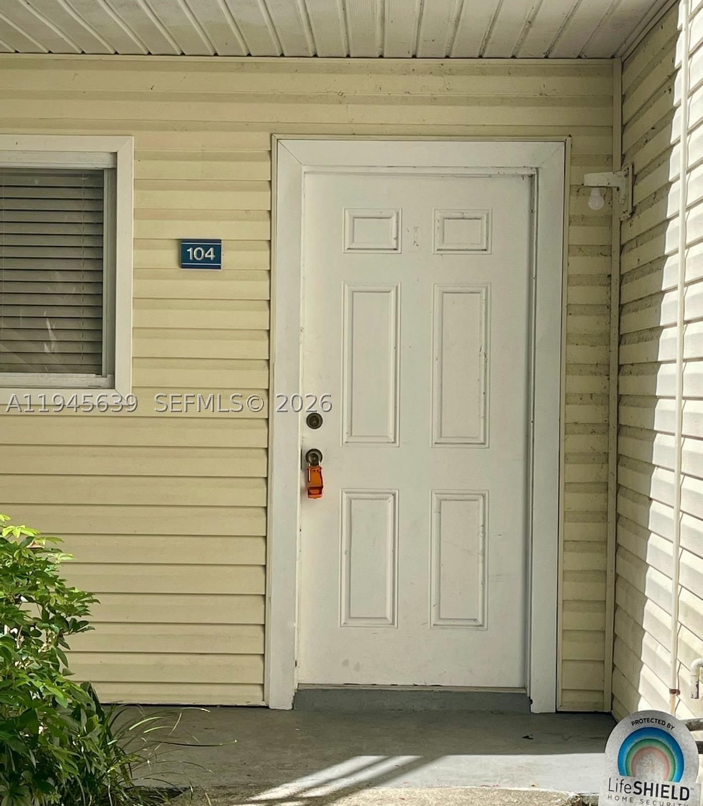 Real estate property located at 3457 44th St #104, Broward, Summer Lake, Oakland Park, FL