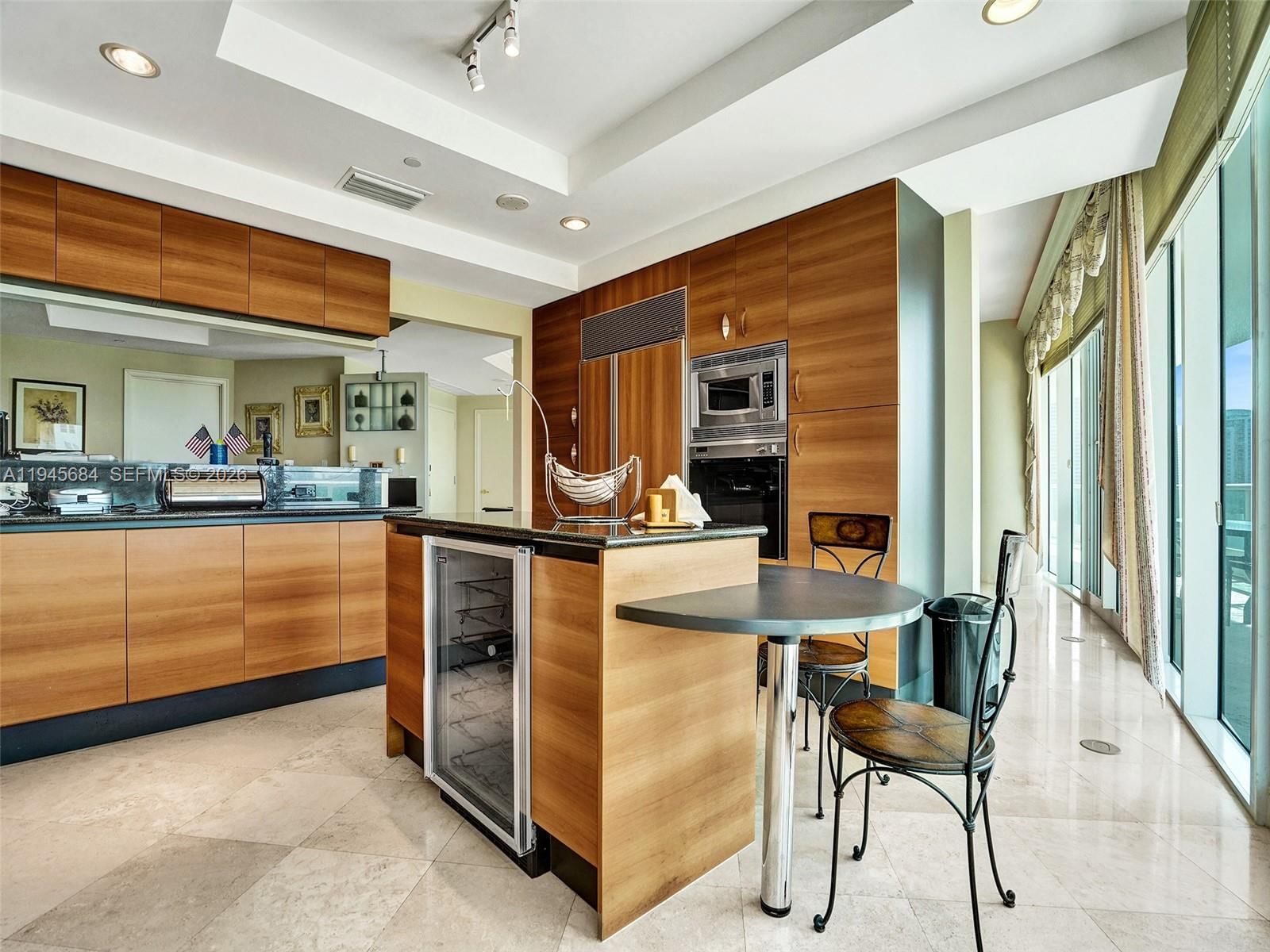Real estate property located at 19955 38th Ct #901, Miami-dade, Towers Of Porto Vita-sout, Aventura, FL