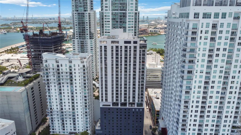 Real estate property located at 227 2nd St #2506, Miami-dade, Yotel, Miami, FL