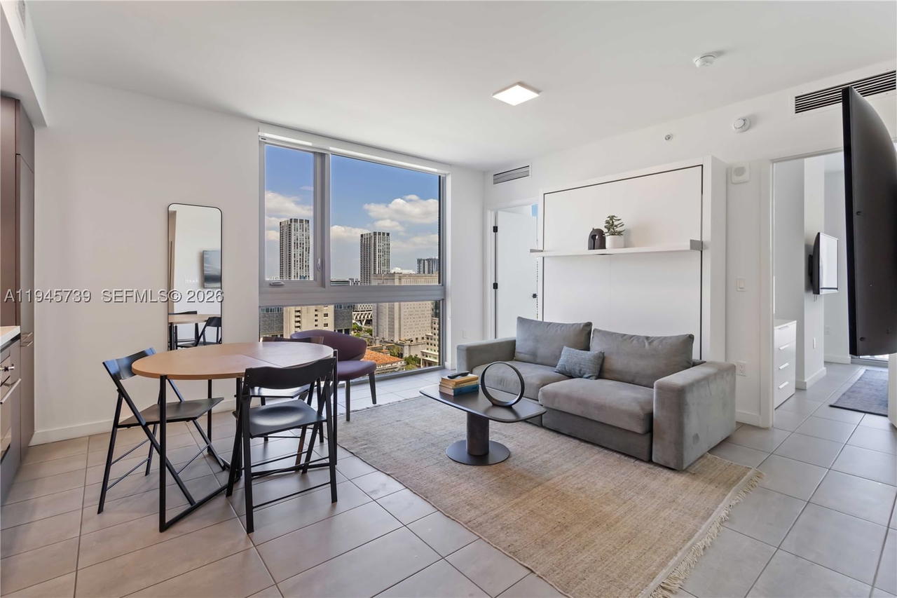 Real estate property located at 227 2nd St #2506, Miami-dade, Yotel, Miami, FL
