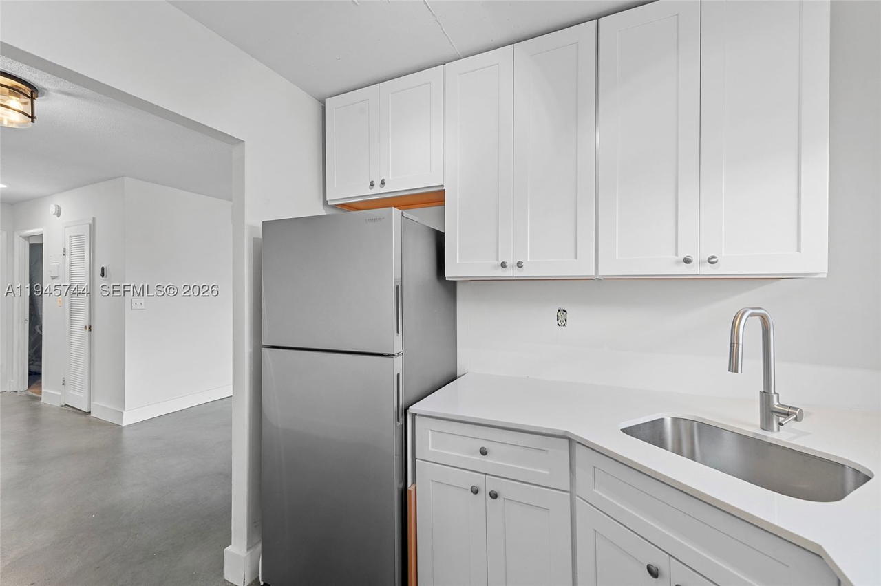 Real estate property located at 1750 Jefferson St #510, Broward, Winter Haven Towers Condo, Hollywood, FL