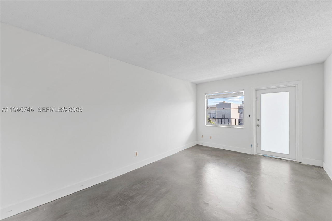 Real estate property located at 1750 Jefferson St #510, Broward, Winter Haven Towers Condo, Hollywood, FL
