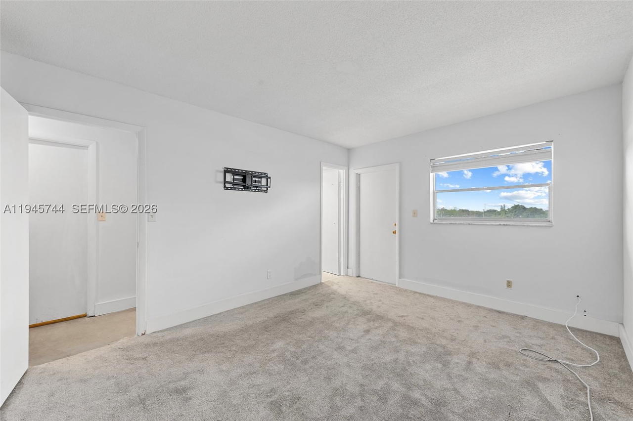 Real estate property located at 1750 Jefferson St #510, Broward, Winter Haven Towers Condo, Hollywood, FL