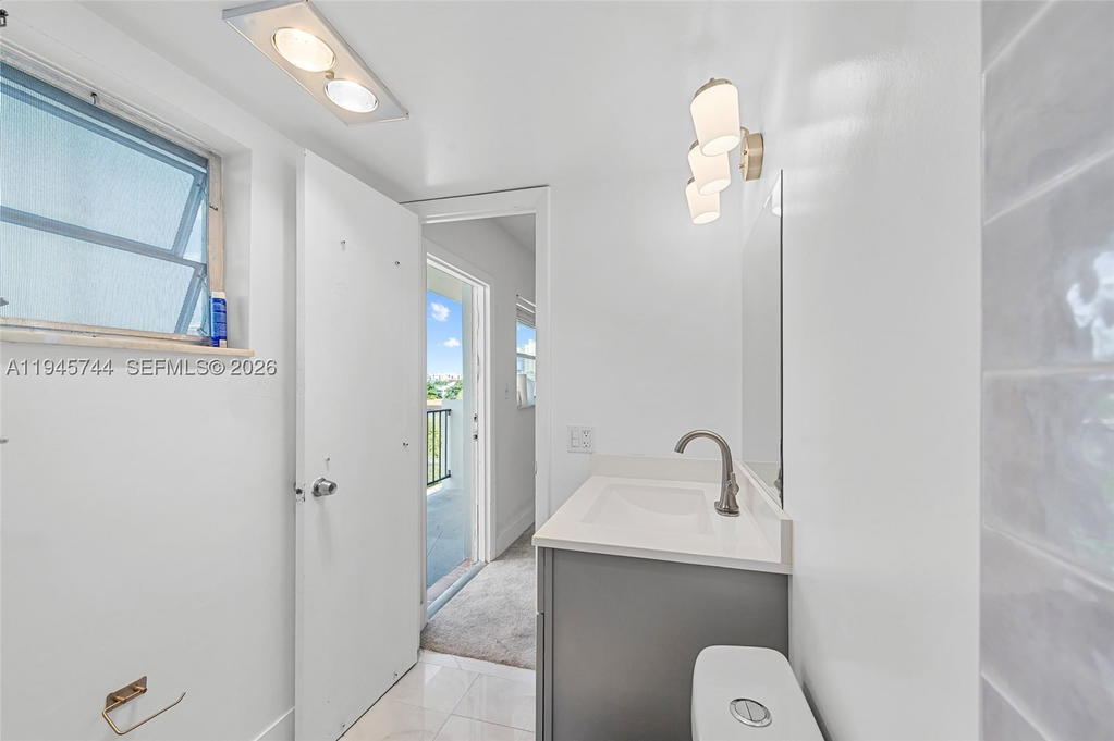 Real estate property located at 1750 Jefferson St #510, Broward, Winter Haven Towers Condo, Hollywood, FL