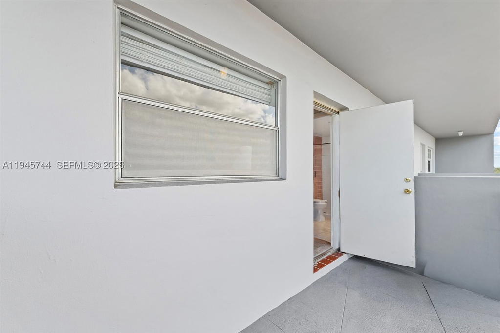 Real estate property located at 1750 Jefferson St #510, Broward, Winter Haven Towers Condo, Hollywood, FL