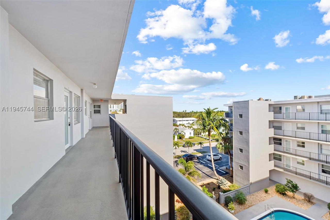 Real estate property located at 1750 Jefferson St #510, Broward, Winter Haven Towers Condo, Hollywood, FL
