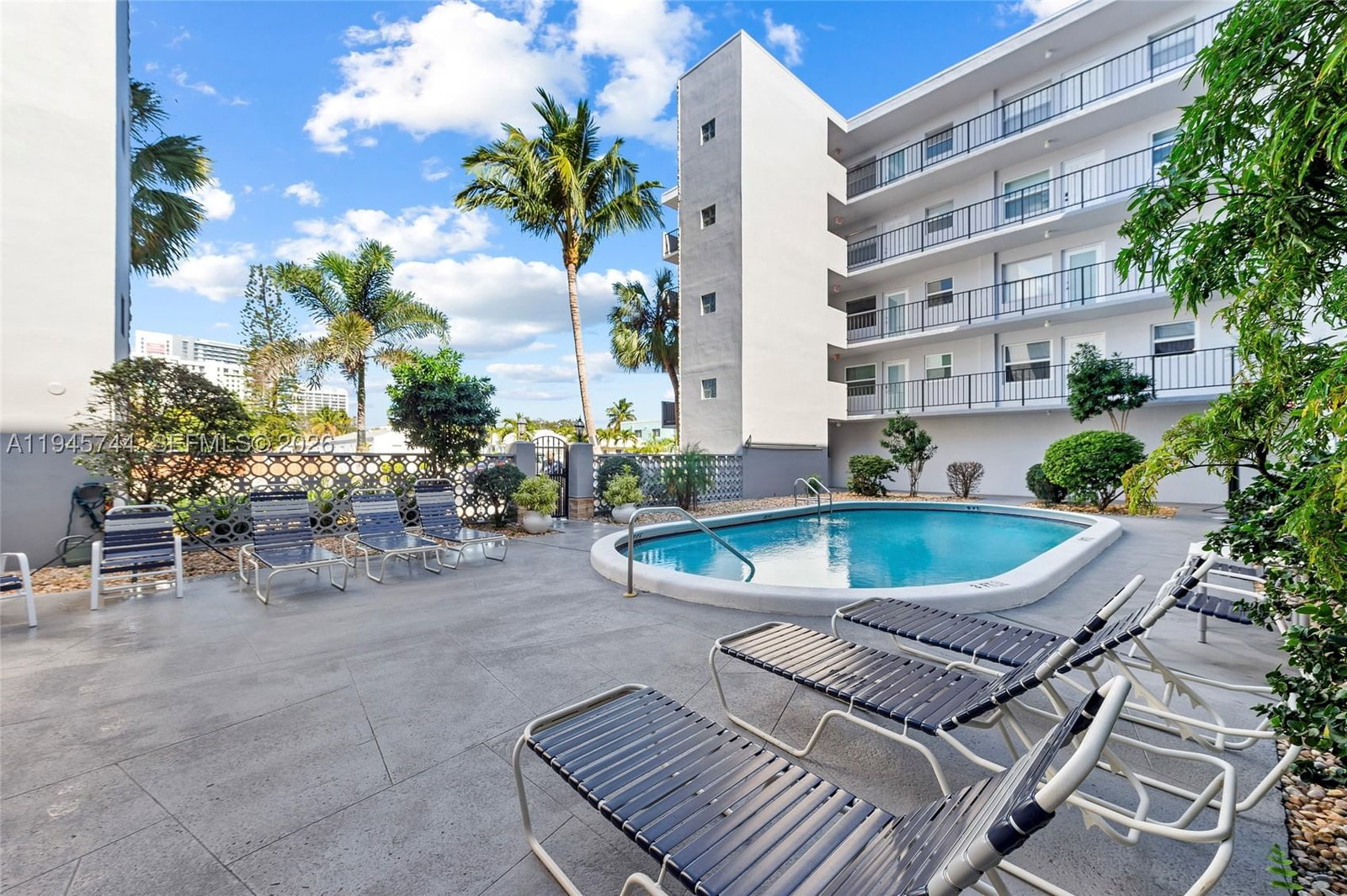Real estate property located at 1750 Jefferson St #510, Broward, Winter Haven Towers Condo, Hollywood, FL