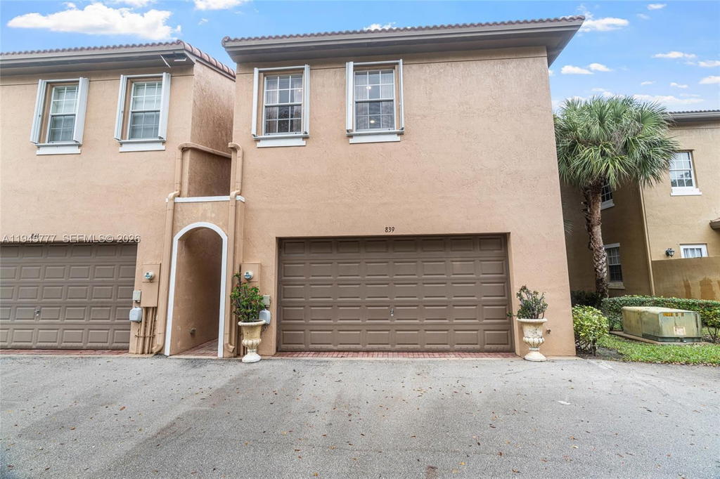 Real estate property located at 839 147th Ter #5, Broward, Cobblestone -, Pembroke Pines, FL