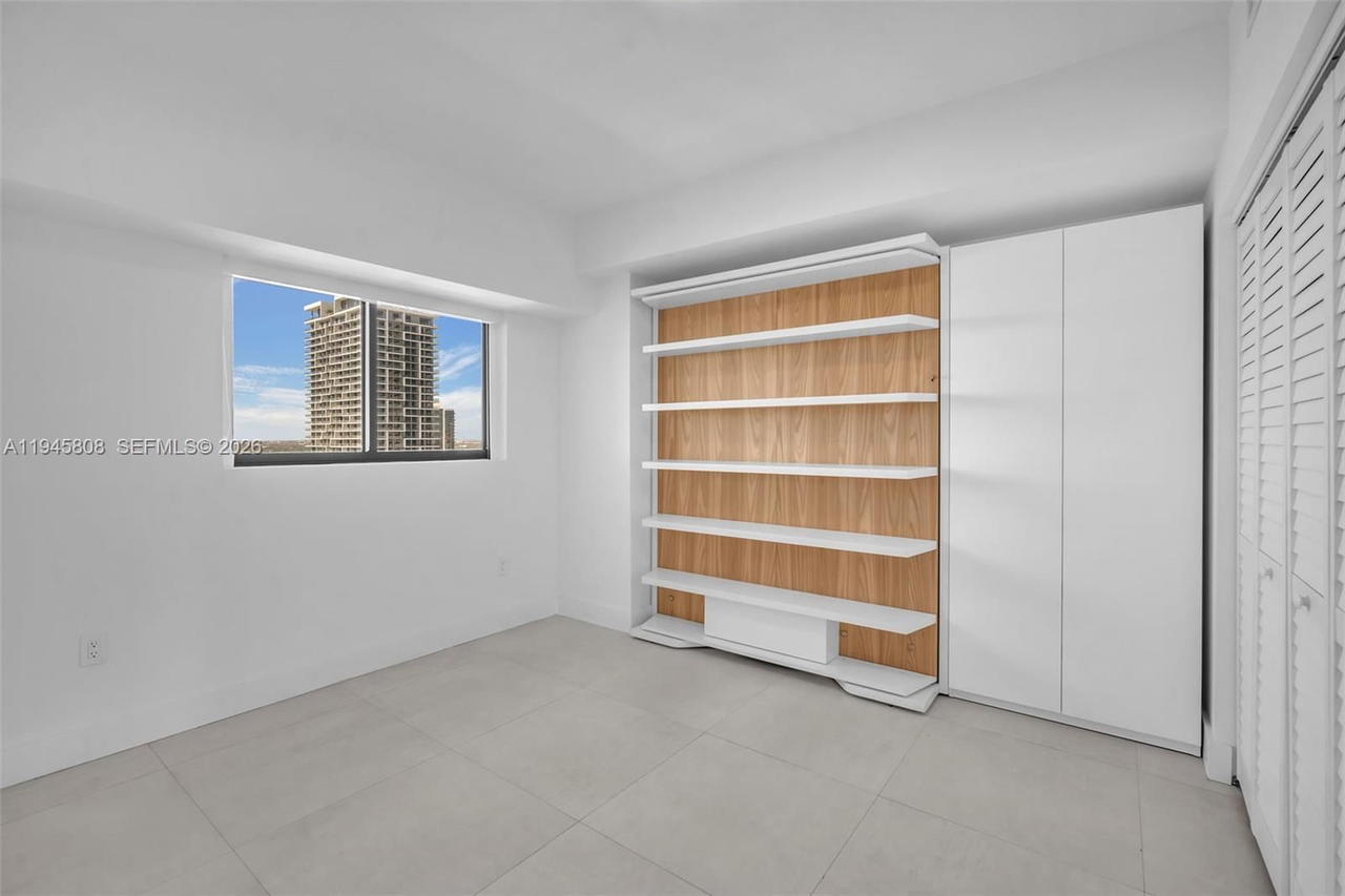 Real estate property located at 460 28th St #2607, Miami-dade, Icon Bay Condo, Miami, FL