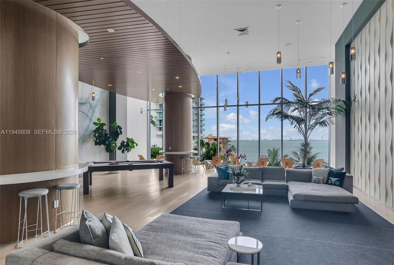 Real estate property located at 460 28th St #2607, Miami-dade, Icon Bay Condo, Miami, FL