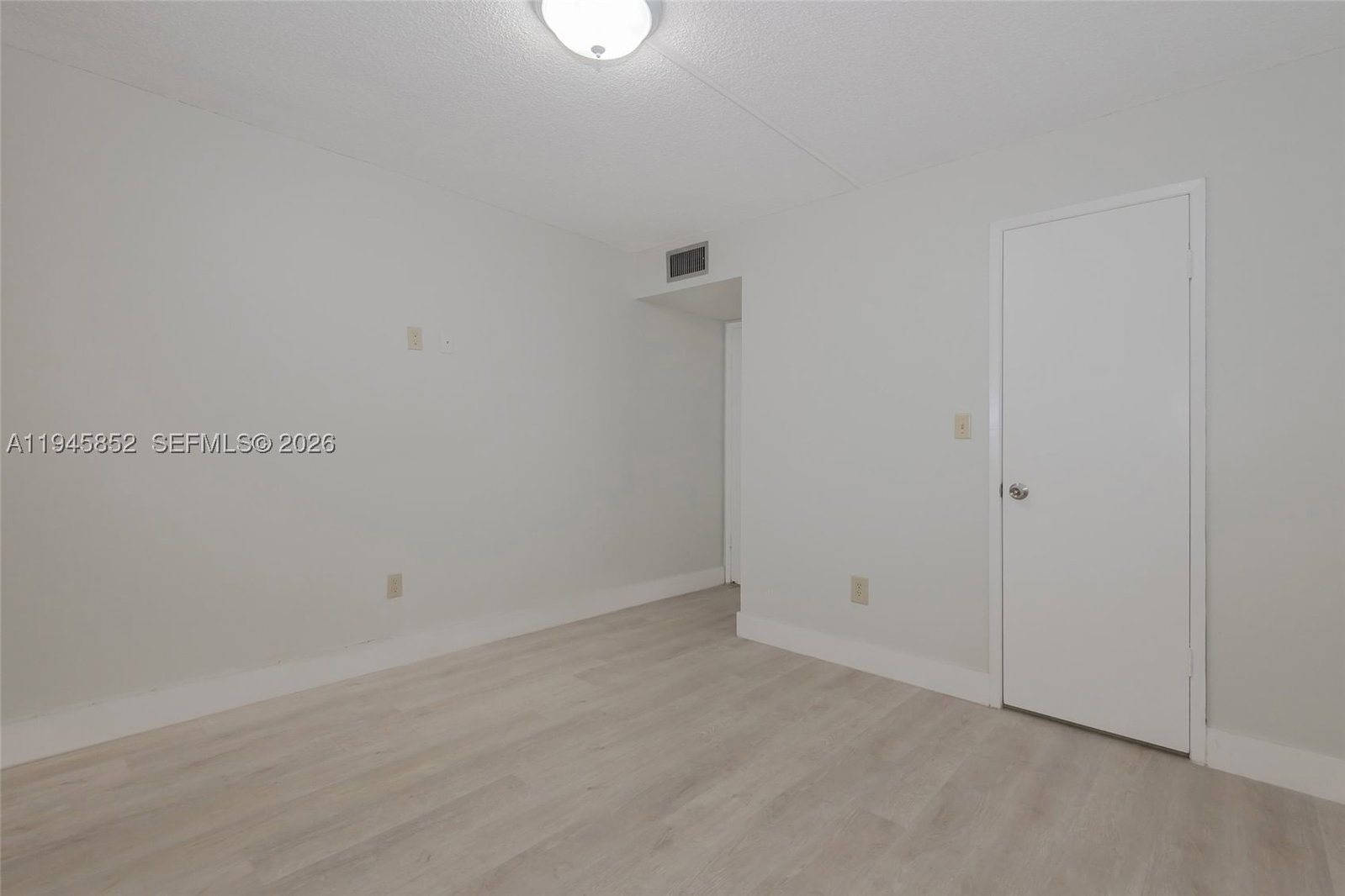 Real estate property located at 9150 Fontainebleau Blvd #402, Miami-dade, Parkside No 2 Condo - Bld, Miami, FL
