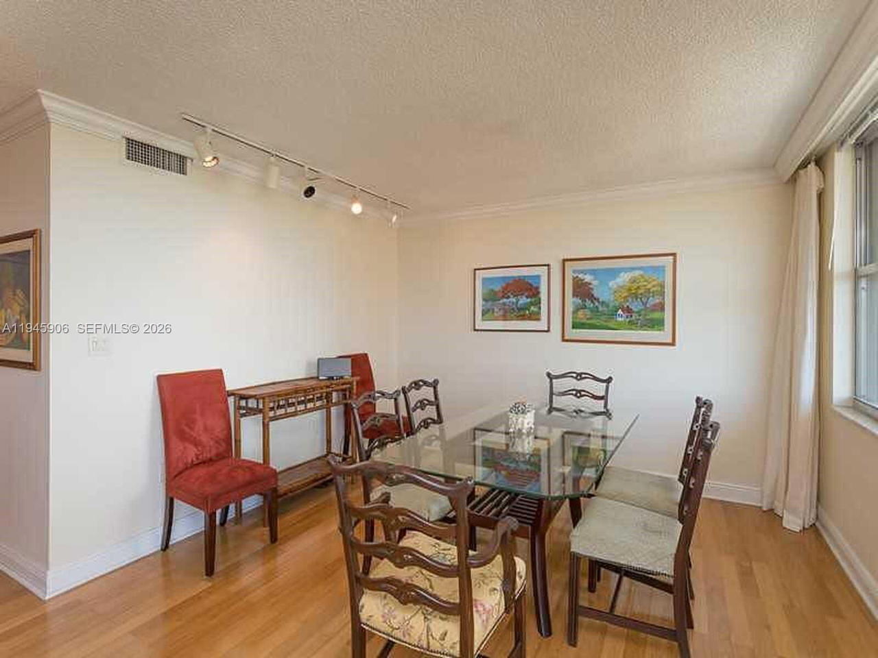 Real estate property located at 625 Biltmore Way #807, Miami-dade, Gables Plaza Condo, Coral Gables, FL