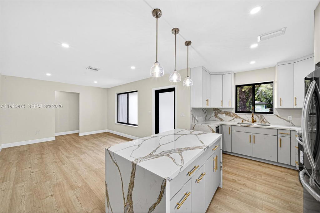 Real estate property located at 2731 29th Ave, Miami-dade, South Bay Estates, Miami, FL