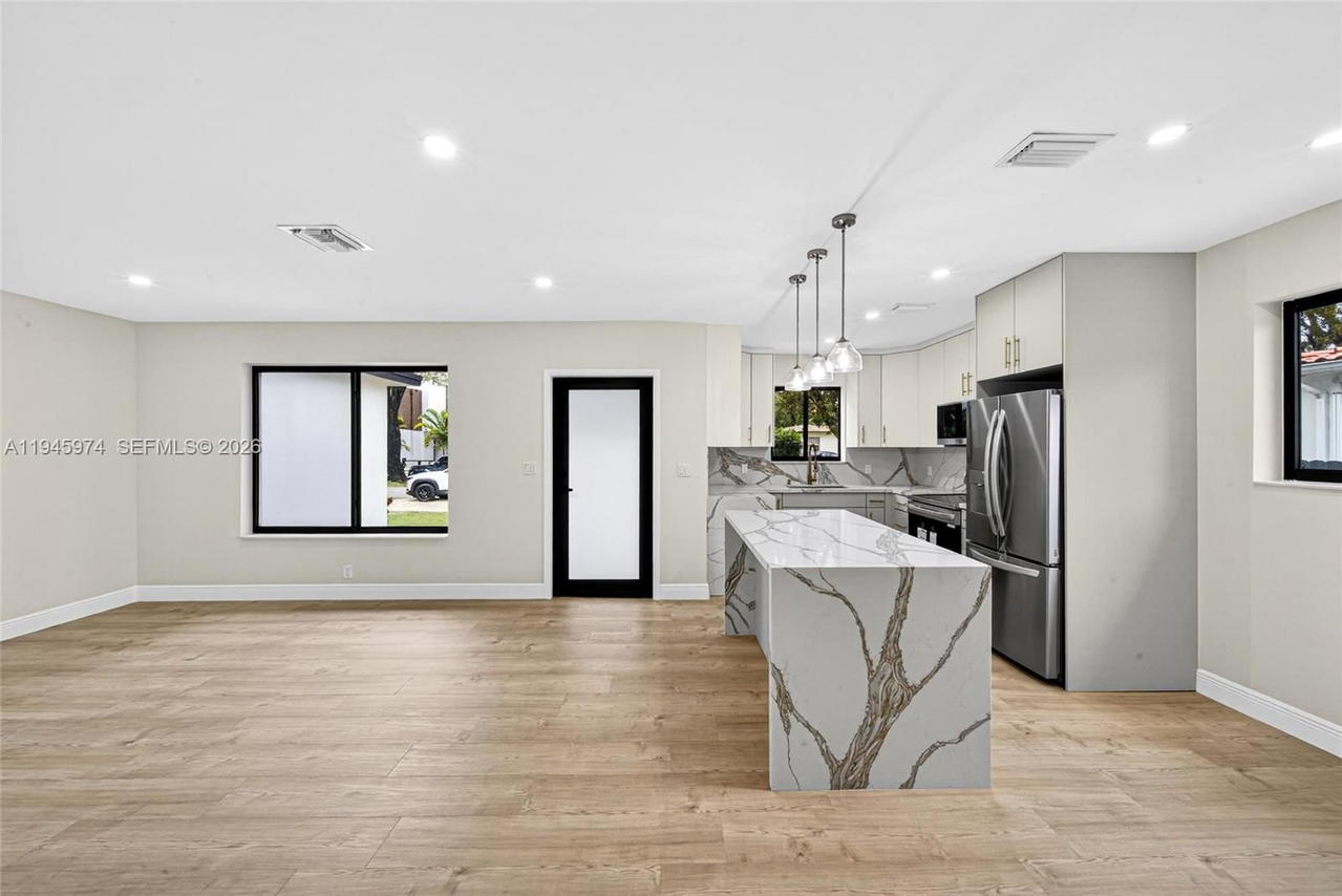 Real estate property located at 2731 29th Ave, Miami-dade, South Bay Estates, Miami, FL