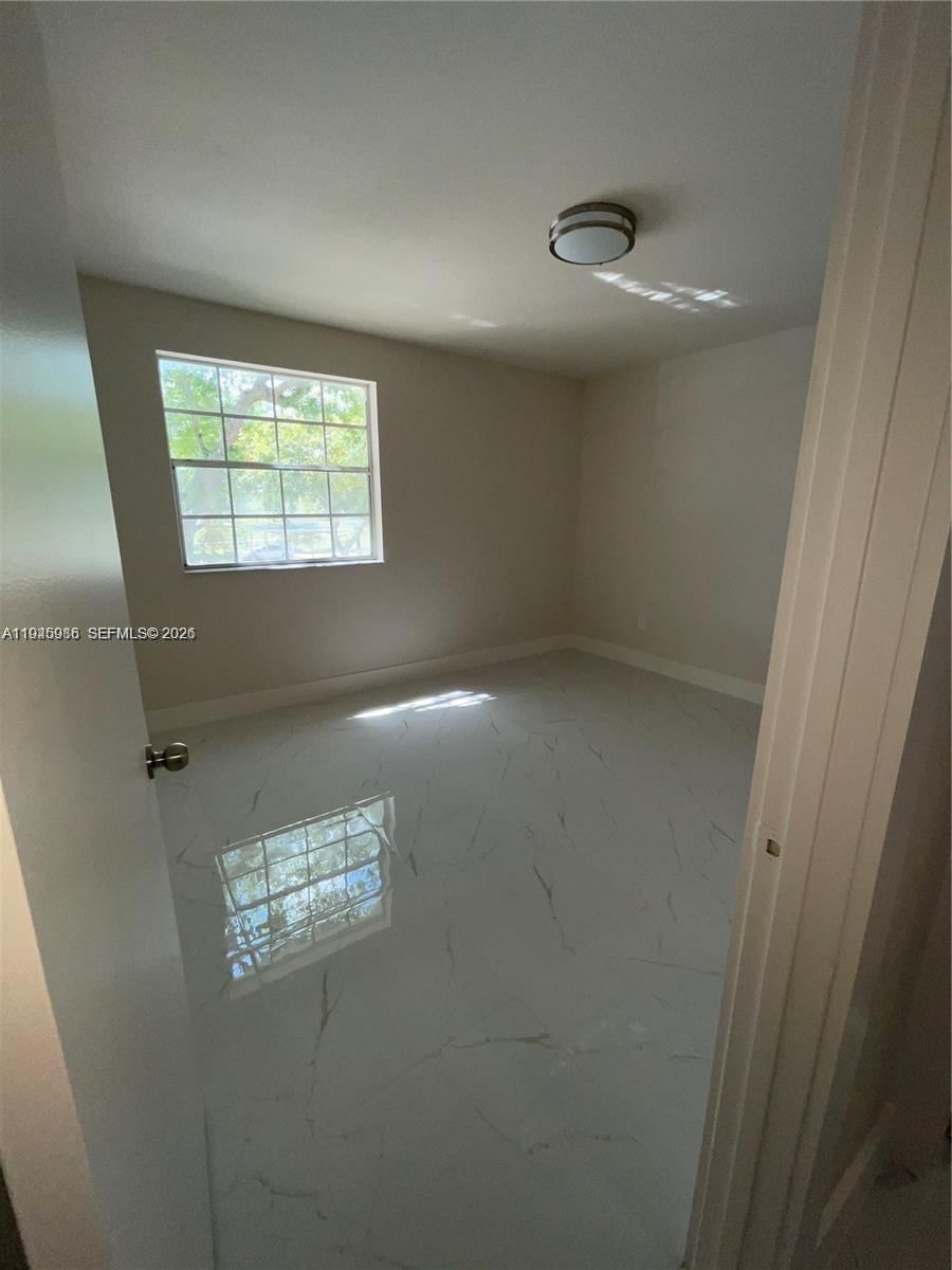 Real estate property located at 18320 68th Ave G, Miami-dade, La Hacienda Country Club, Hialeah, FL