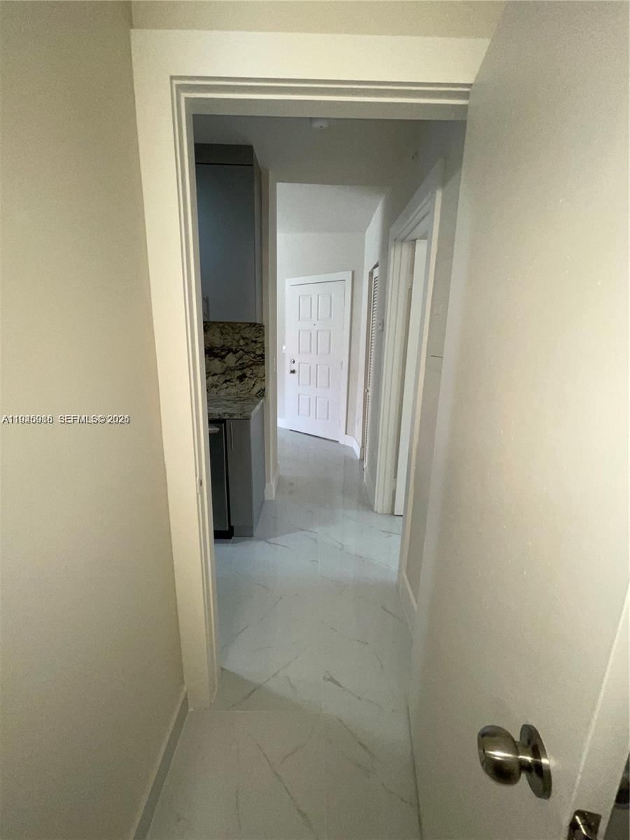 Real estate property located at 18320 68th Ave G, Miami-dade, La Hacienda Country Club, Hialeah, FL