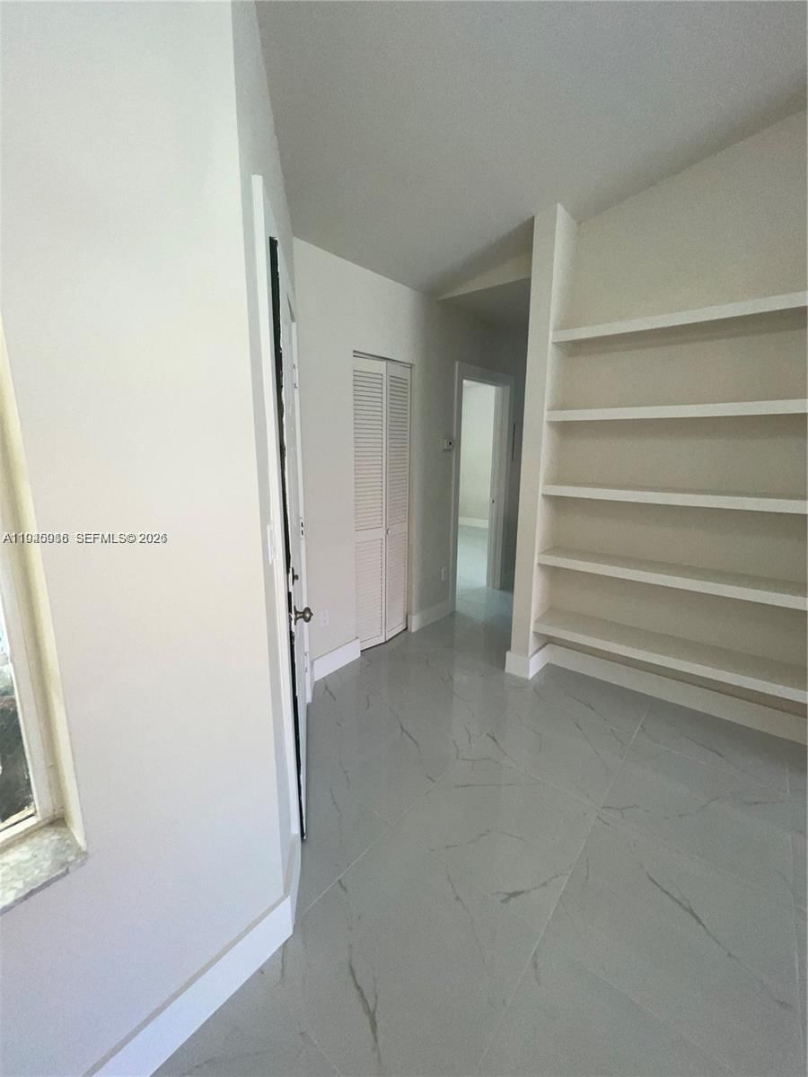 Real estate property located at 18320 68th Ave G, Miami-dade, La Hacienda Country Club, Hialeah, FL