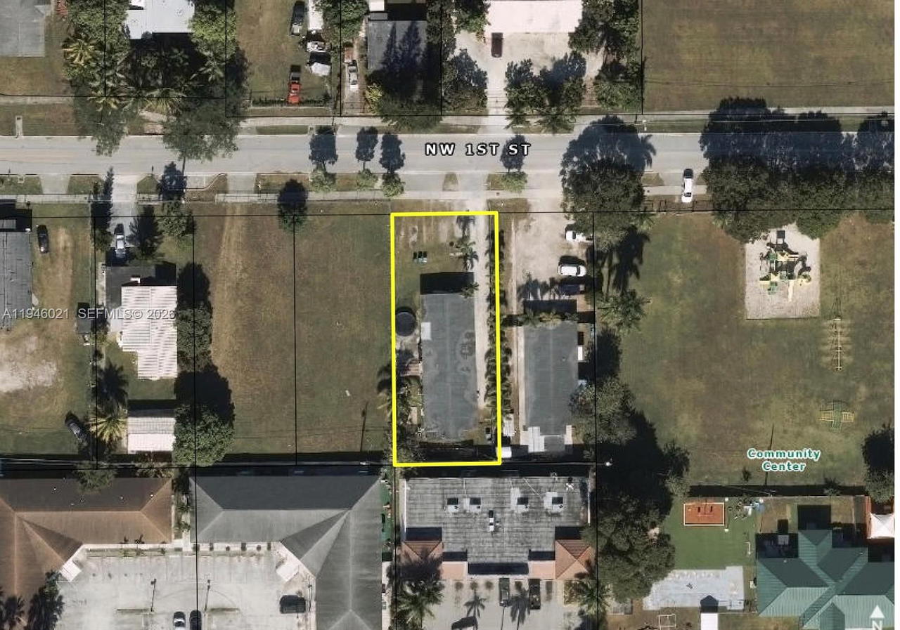 Real estate property located at 645 1st St, Miami-dade, Fla City Farmers Sub, Florida City, FL