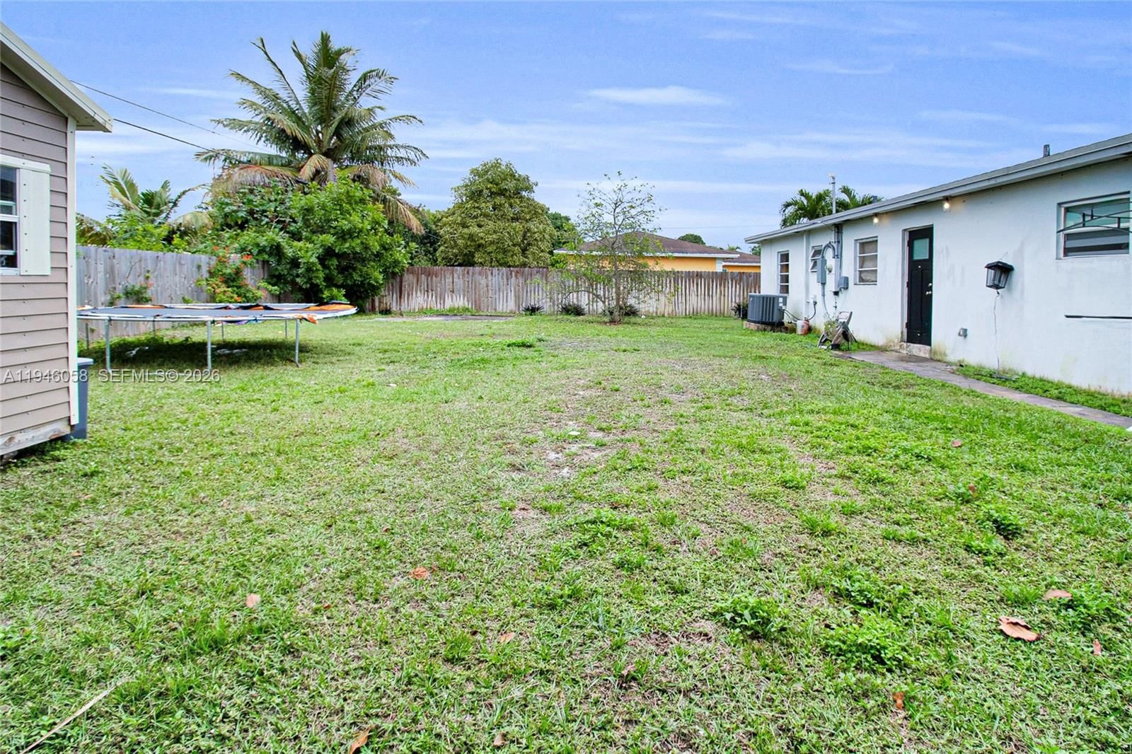 Real estate property located at 911 142nd St, Miami-dade, Highview Gardens Sec E, Miami, FL