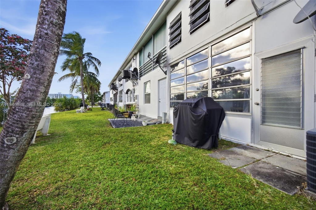 Real estate property located at 52 204th St #6, Miami-dade, Ro-mont Gardens Andover C, Miami Gardens, FL