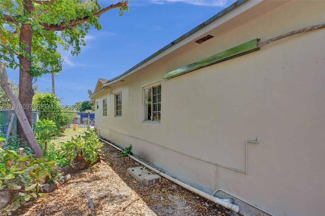 Real estate property located at 213 34th Ter, Miami-dade, Wynd Wood Park, Miami, FL