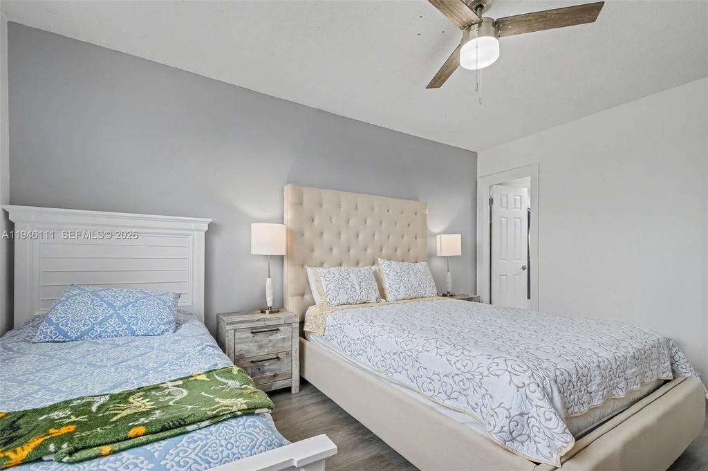 Real estate property located at 6831 14th Ct #403, Miami-dade, Kings Crest Condo, Hialeah, FL