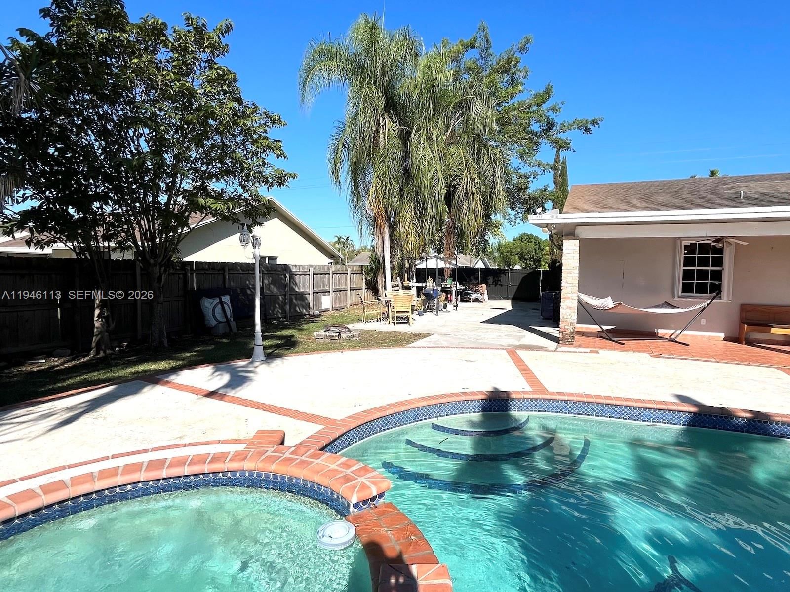 Real estate property located at 16200 284th St, Miami-dade, Redlands Mansions, Homestead, FL