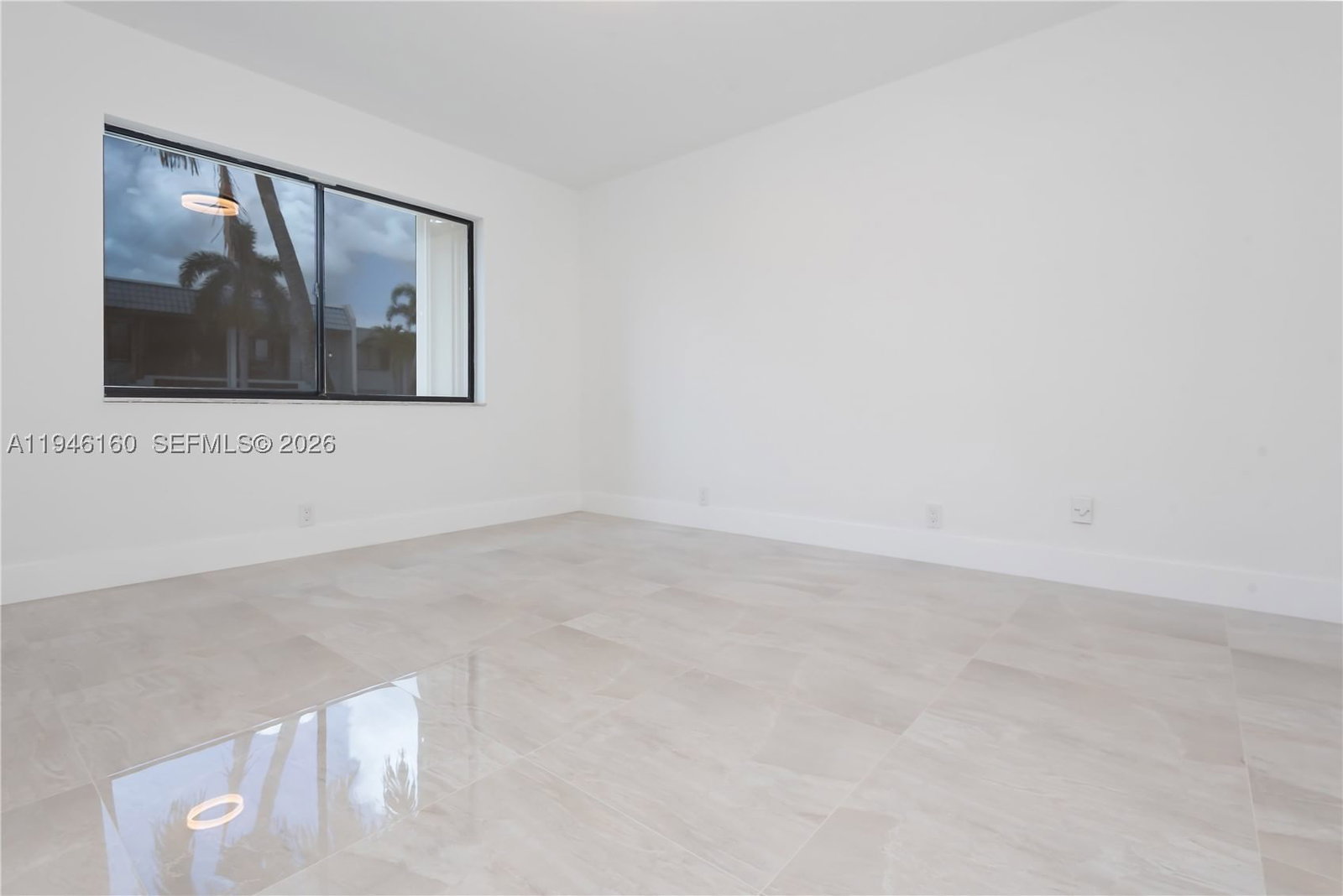 Real estate property located at 16461 Blatt Blvd #104, Broward, Gardens At Bonaventure 14, Weston, FL