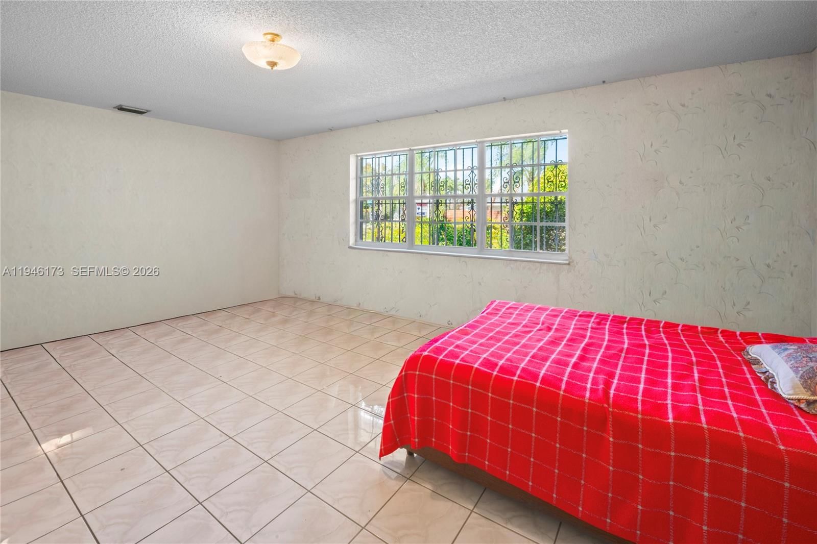 Real estate property located at 9730 44th St, Miami-dade, Tropical Ests, Miami, FL